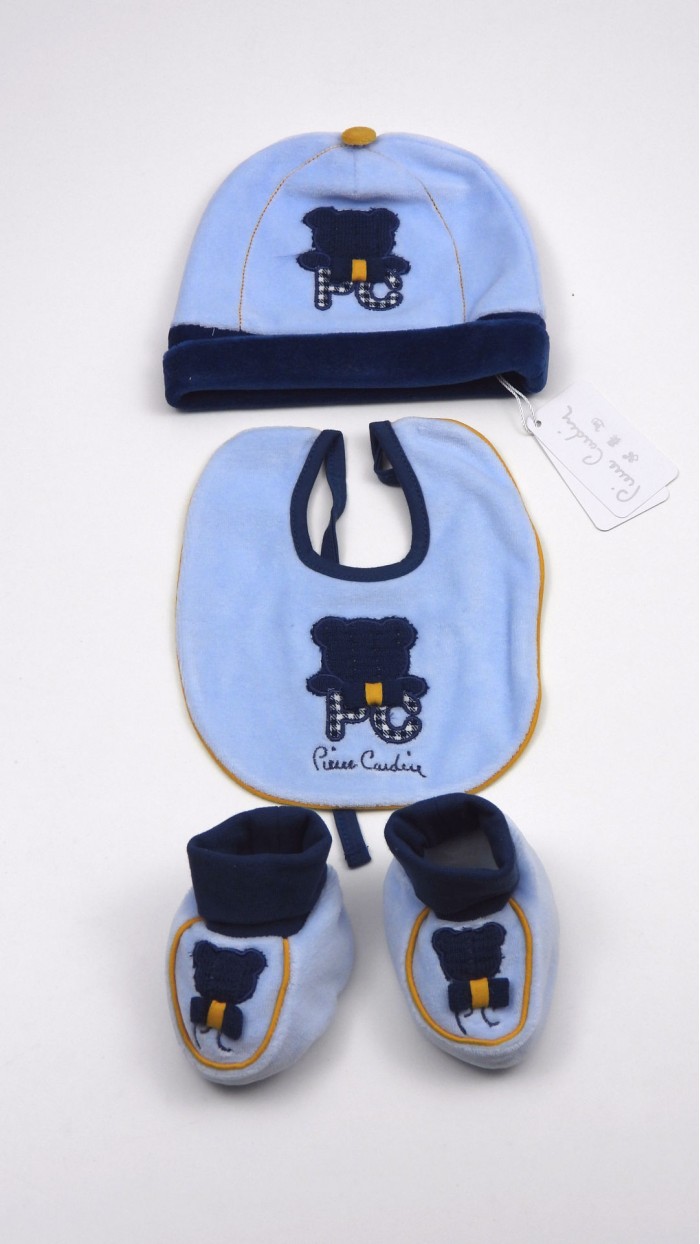 Set Neonato Nascita Cuffia Bavaglino Calze Pierre Cardin PCSSCB0101