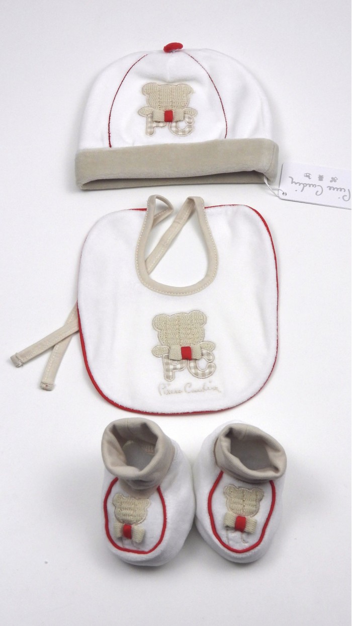 Set Neonato Nascita Cuffia Bavaglino Calze Pierre Cardin PCSSCB0102